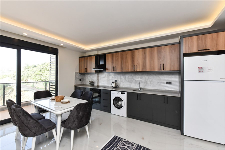 Mieten Sie ein Penthouse am Meer Kleopatra Beach Area