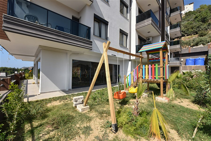 Mieten Sie ein Penthouse am Meer Kleopatra Beach Area