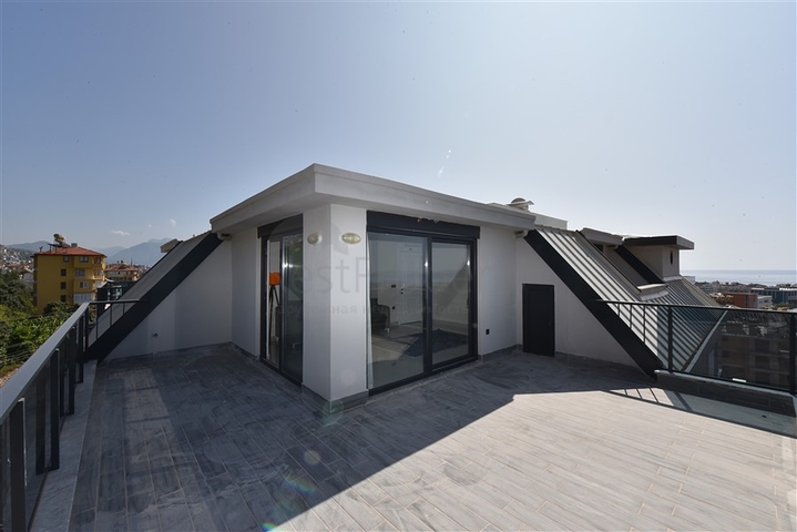 Mieten Sie ein Penthouse am Meer Kleopatra Beach Area