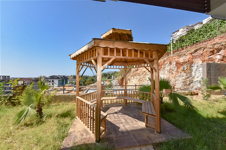 Mieten Sie ein Penthouse am Meer Kleopatra Beach Area