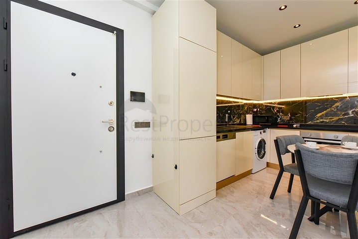 1+1 voll ausgestattete Wohnung zu Fuß vom Meer entfernt 