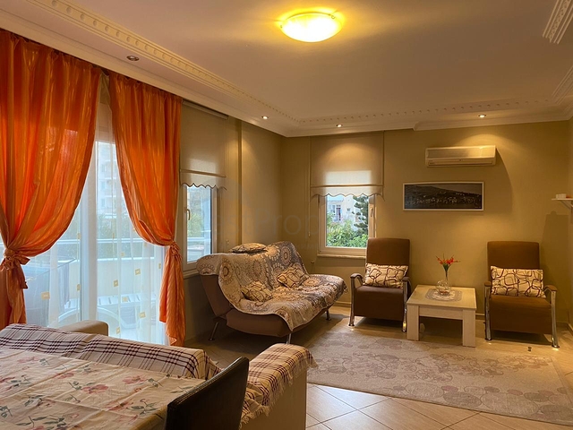 Möblierte 2+1-Wohnung im Schlafbereich von Alanya