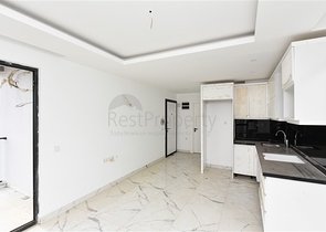 1+1 Wohnung mit Berg- und Meerblick im Stadtteil Mahmutlar