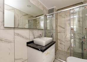 1+1 Wohnung mit Berg- und Meerblick im Stadtteil Mahmutlar