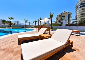 1+1 Wohnung mit Berg- und Meerblick im Stadtteil Mahmutlar