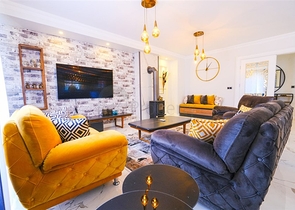 Möblierte geräumige Wohnung in einem Komplex mit Meer- und Bergblick