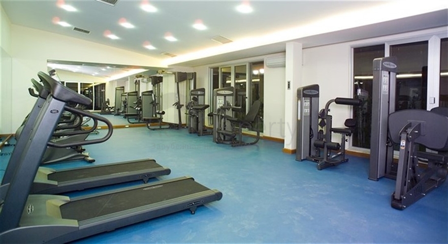 Wohnung 3+1 in einem Komplex in der ersten Zeile