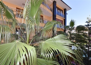 Wohnung 3+1 in einem Komplex in der ersten Zeile