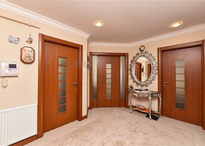 Wohnung 3+1 in einem Komplex in der ersten Zeile