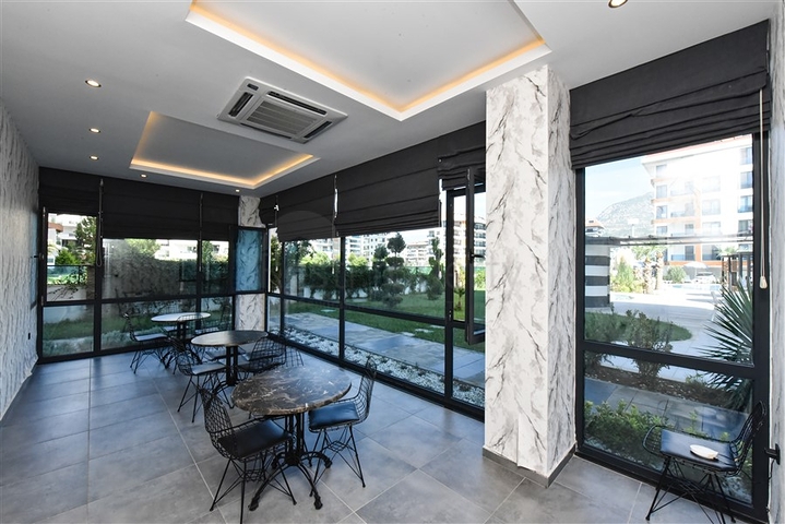 3+1 Penthouse mit separater Küche am Strand in Kestel