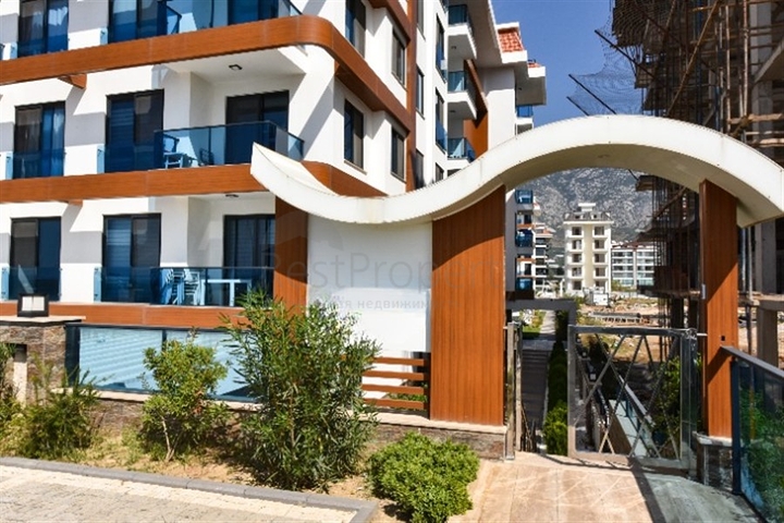 3+1 Penthouse mit separater Küche am Strand in Kestel