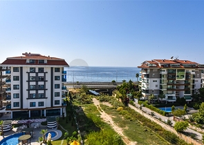 3+1 Penthouse mit separater Küche am Strand in Kestel