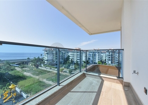 3+1 Penthouse mit separater Küche am Strand in Kestel