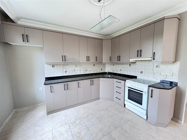 Dreizimmerwohnung 10 Minuten vom Kleopatra Strand entfernt