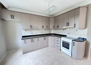 Dreizimmerwohnung 10 Minuten vom Kleopatra Strand entfernt