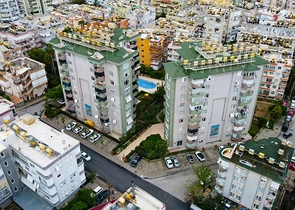 Dreizimmerwohnung 10 Minuten vom Kleopatra Strand entfernt
