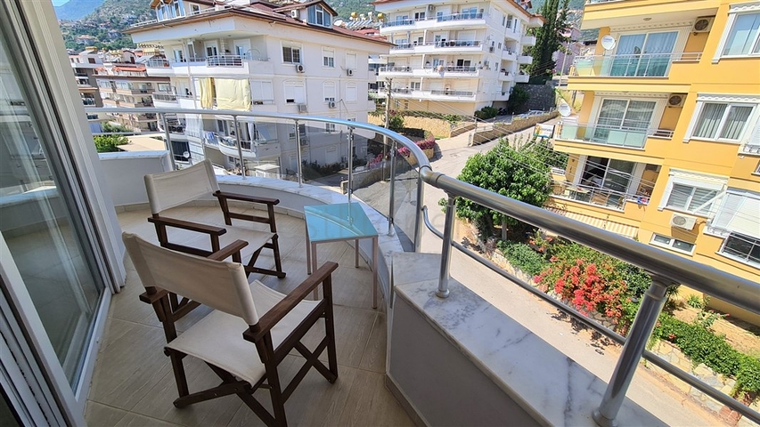 4+1 Penthouse mit Meerblick im Herzen von Alanya