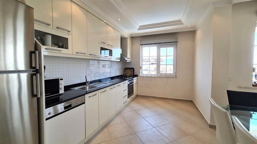 4+1 Penthouse mit Meerblick im Herzen von Alanya