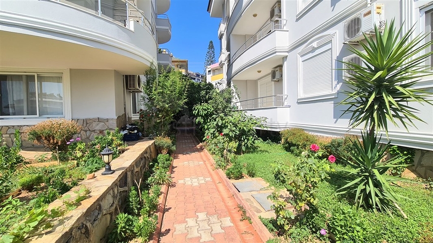 4+1 Penthouse mit Meerblick im Herzen von Alanya