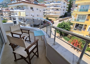 4+1 Penthouse mit Meerblick im Herzen von Alanya