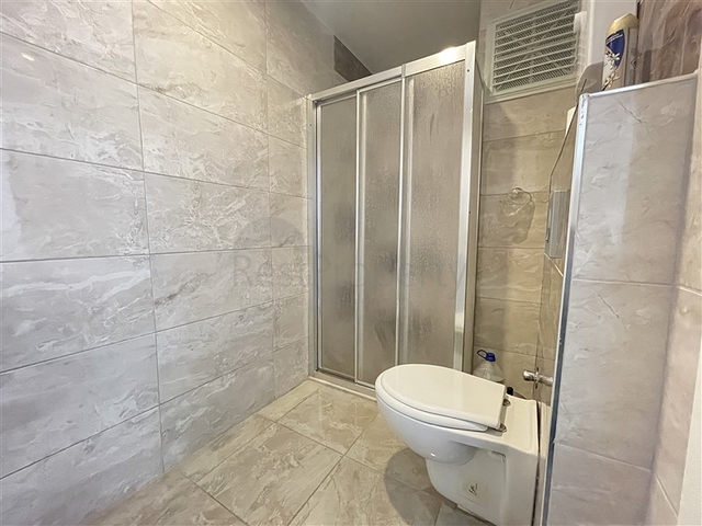 Geräumige Dreizimmerwohnung mit großem Balkon und Meerblick