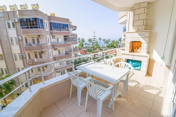 2+1 in der ersten Zeile in Mahmutlar