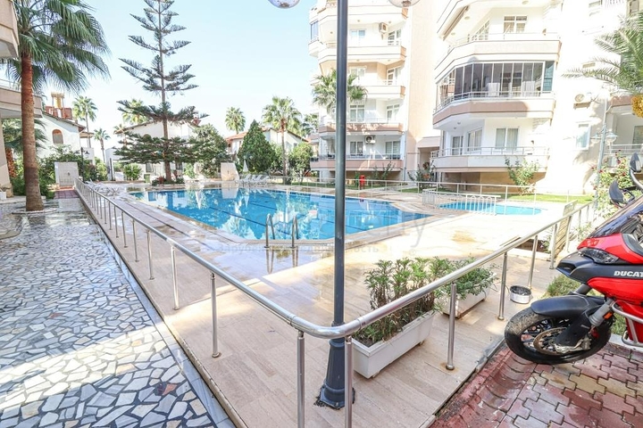 2+1 in der ersten Zeile in Mahmutlar