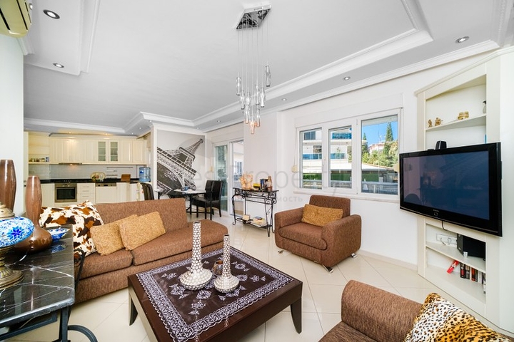 Geräumige 3+1 Wohnung im Herzen von Alanya