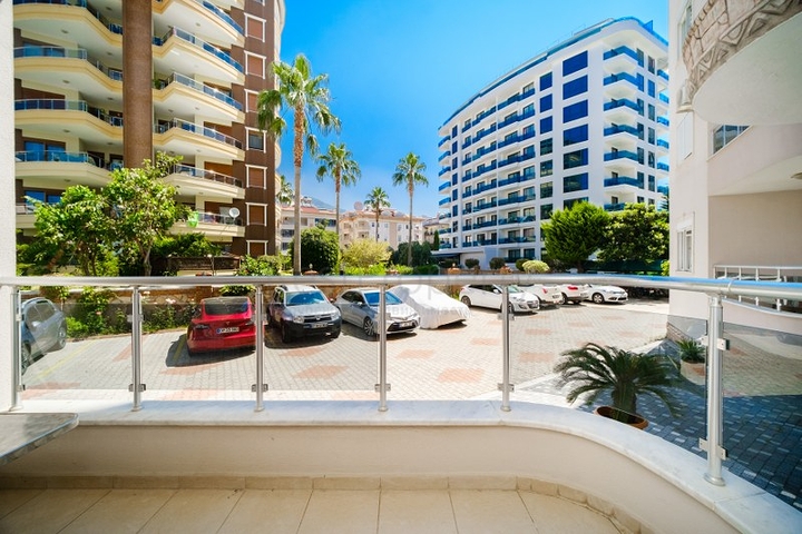 Geräumige 3+1 Wohnung im Herzen von Alanya