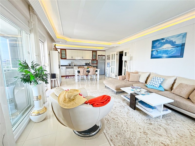 Geräumige Wohnung mit einer bequemen Lage in der Nähe von Oba