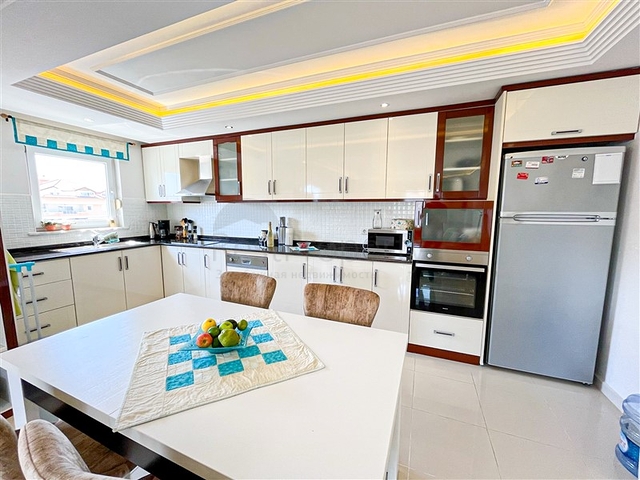 Geräumige Wohnung mit einer bequemen Lage in der Nähe von Oba