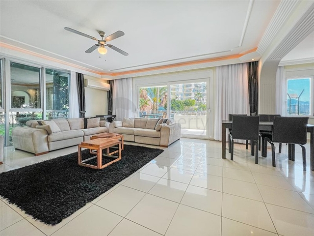 Linear Wohnung 3+1 für eine große Familie