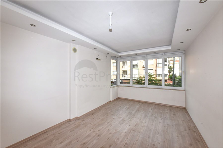 Große 3+1 Wohnung im Zentrum von Alanya 