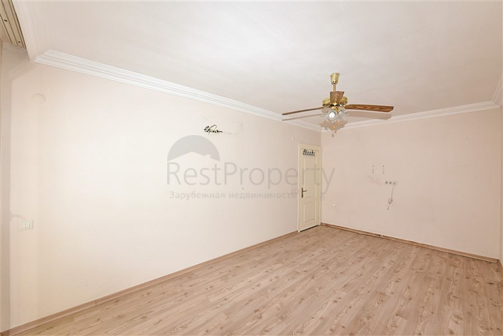 Große 3+1 Wohnung im Zentrum von Alanya 