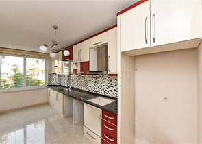 Große 3+1 Wohnung im Zentrum von Alanya 