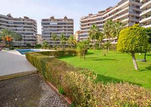 Wohnung mit 2+1 Grundriss in einem Komplex mit Familienkonzept im Stadtteil Tosmur.