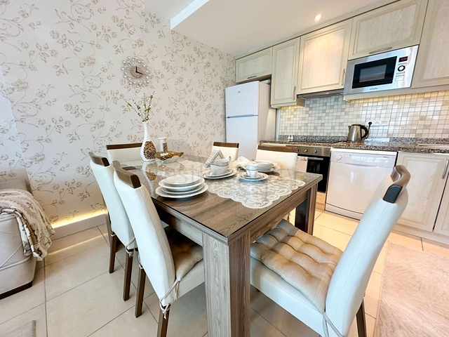 Geräumige 2+1 Wohnung im Stadtteil Mahmutlar