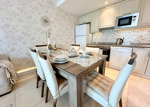 Geräumige 2+1 Wohnung im Stadtteil Mahmutlar