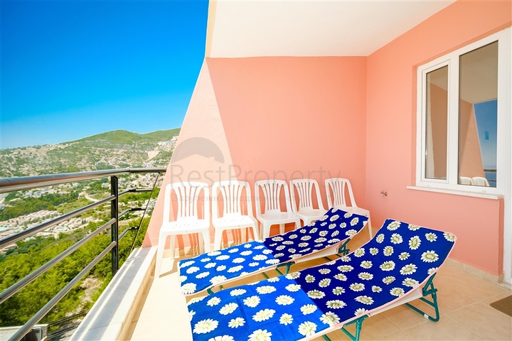 2+1 Penthouse mit Meerblick