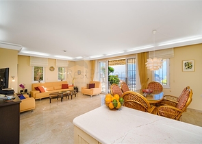 Wohnung mit 2+1 Grundriss mit den besten Aussichten in Alanya.