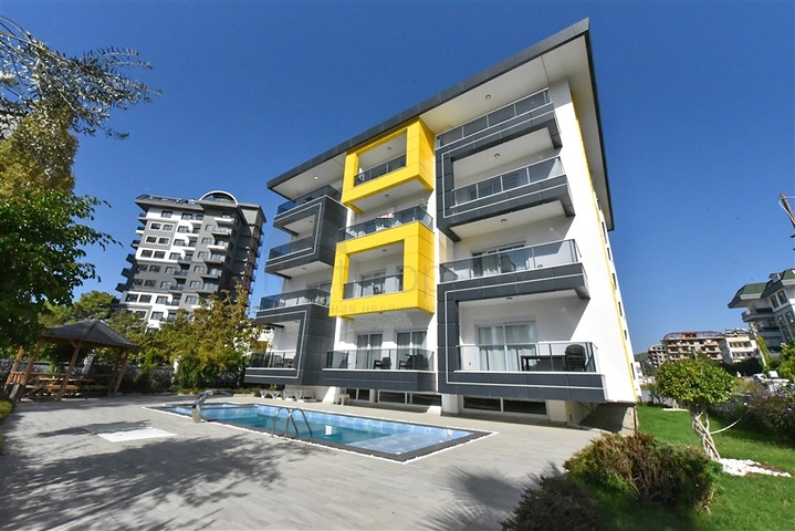 1+1 Wohnung in einem gemütlichen Komplex im Stadtteil Avsallar