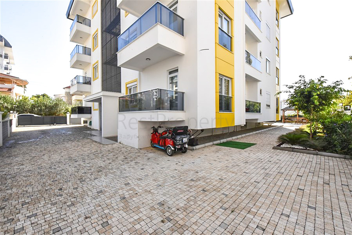 1+1 Wohnung in einem gemütlichen Komplex im Stadtteil Avsallar