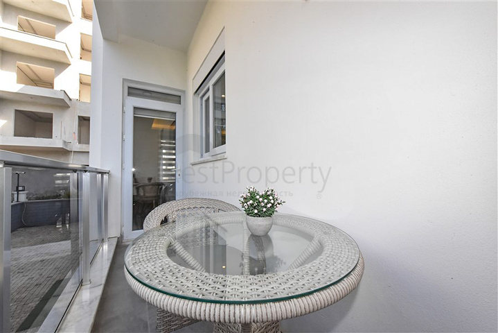 1+1 Wohnung in einem gemütlichen Komplex im Stadtteil Avsallar