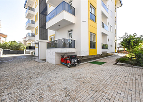 1+1 Wohnung in einem gemütlichen Komplex im Stadtteil Avsallar