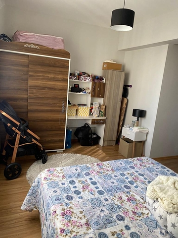 Wohnung zum Verkauf im Finanzzentrum von Ataşehir 2+1