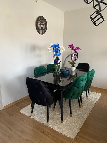 Wohnung zum Verkauf im Finanzzentrum von Ataşehir 2+1