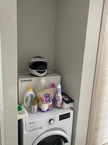 Wohnung zum Verkauf im Finanzzentrum von Ataşehir 2+1