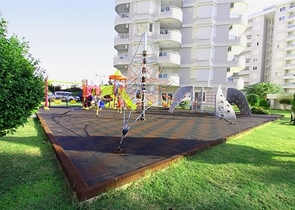 Wohnung 3+1 in der Gegend von Tosmur, 50m vom Meer entfernt.