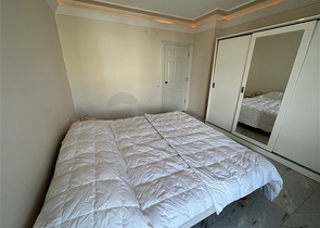 Wohnung 3+1 in der Gegend von Tosmur, 50m vom Meer entfernt.