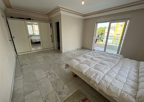 Wohnung 3+1 in der Gegend von Tosmur, 50m vom Meer entfernt.